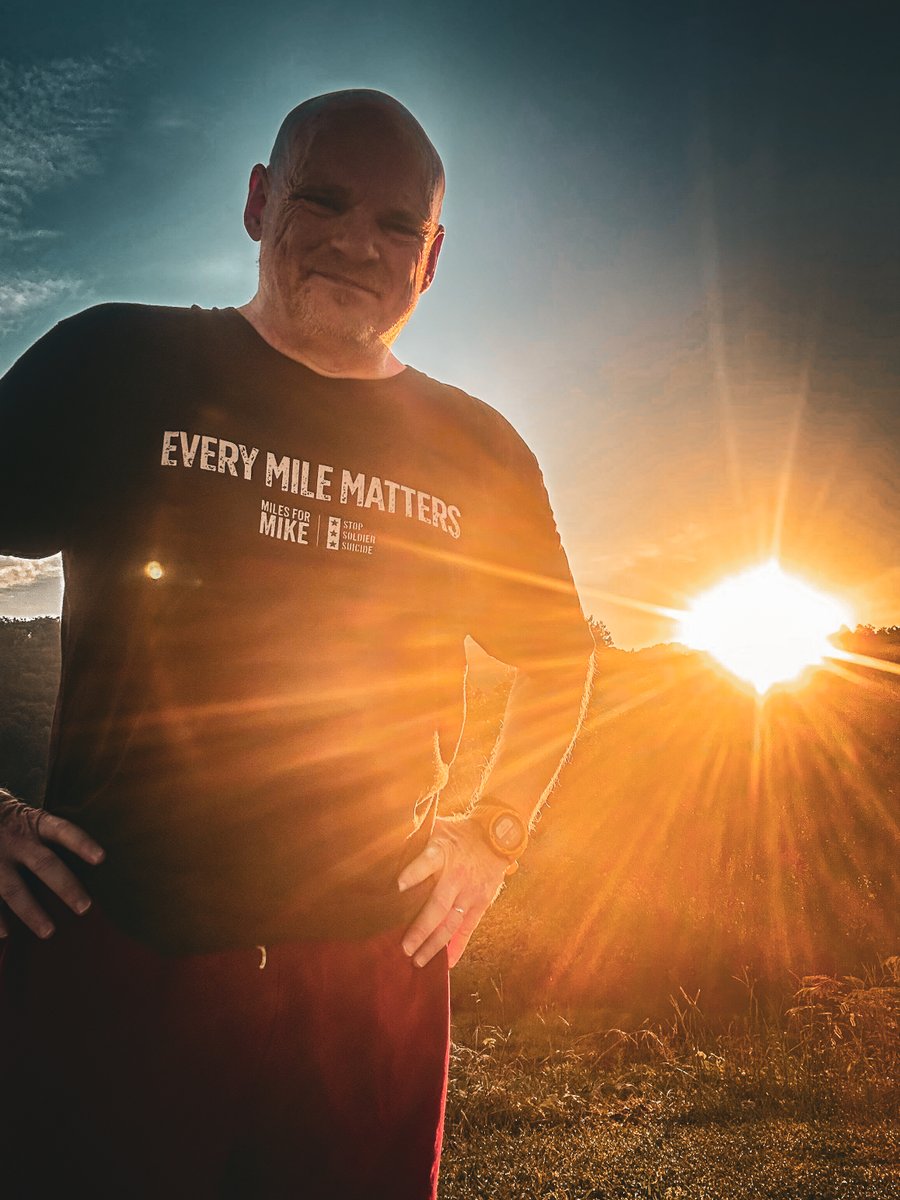 milesformike's tweet photo. Really need to get back to running and October miles start now.
Easy 4-mile around Haig Mill Lake on a picture-perfect North Georgia morning.
Every mile matters!
#milesformike #run #running #sunrise #RunningCommunity #RunningMotivation https://t.co/BQMwfDxmSP
