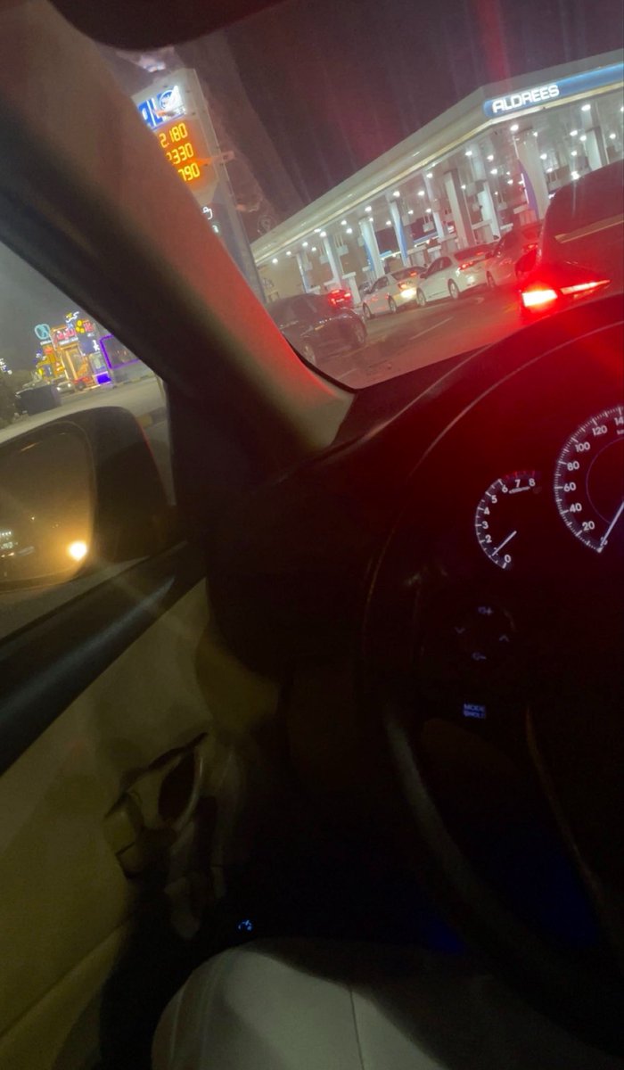 uus0j's tweet photo. الندم اني مسكت هالاين %88
الرضى اني اخذت قهوة بريال %70
صحيت وبطني مقلوب من بنهم المخمج %100 https://t.co/qIfNYAVGwe