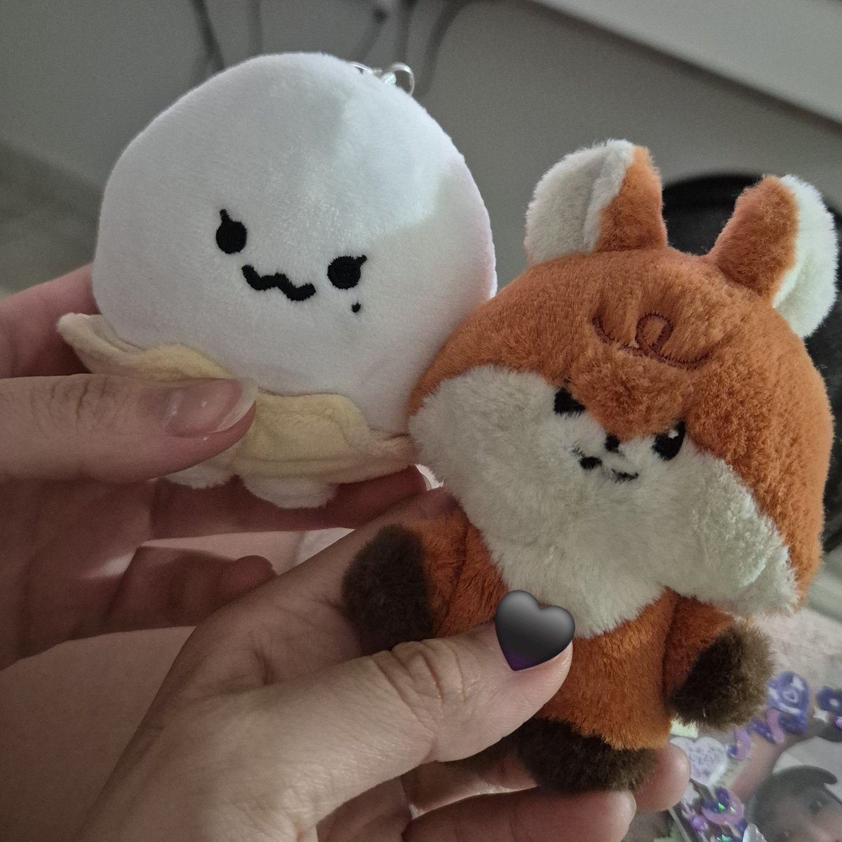 nominaissance's tweet photo. feliz aniversário minha amiga @tae_iz 🦋 que sua vida se encha de saúde, descanso e sucesso! sou feliz por ter te conhecido nas ruas da barra funda (obrigada por tudo jype twice) 사랑해요!! 💞 https://t.co/q1ImQLJqbw