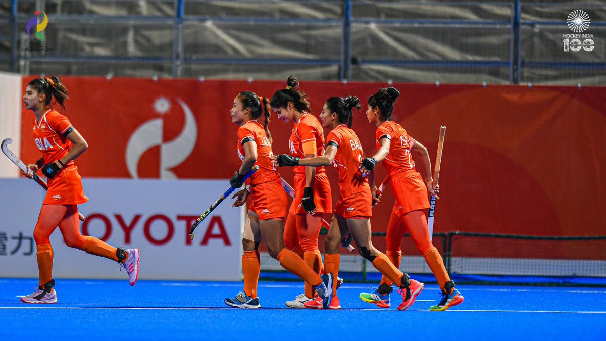 TheHockeyIndia's tweet photo. 𝗚𝗢𝗟𝗗𝗘𝗡 𝗠𝗢𝗠𝗘𝗡𝗧𝗦 𝗙𝗥𝗢𝗠 𝗧𝗛𝗘 𝗙𝗜𝗡𝗔𝗟! 🇮🇳🥇

The Indian Women’s Team defeated China 1-0 in the Asian Games 2026 final to secure their second Asian Games gold! 🏑🏆

Relive the celebrations, emotions and action from a historic night in our match album. 📸❤️

#HockeyIndia #IndiaKaGame #AsianGames2026 #AichiNagoya2026