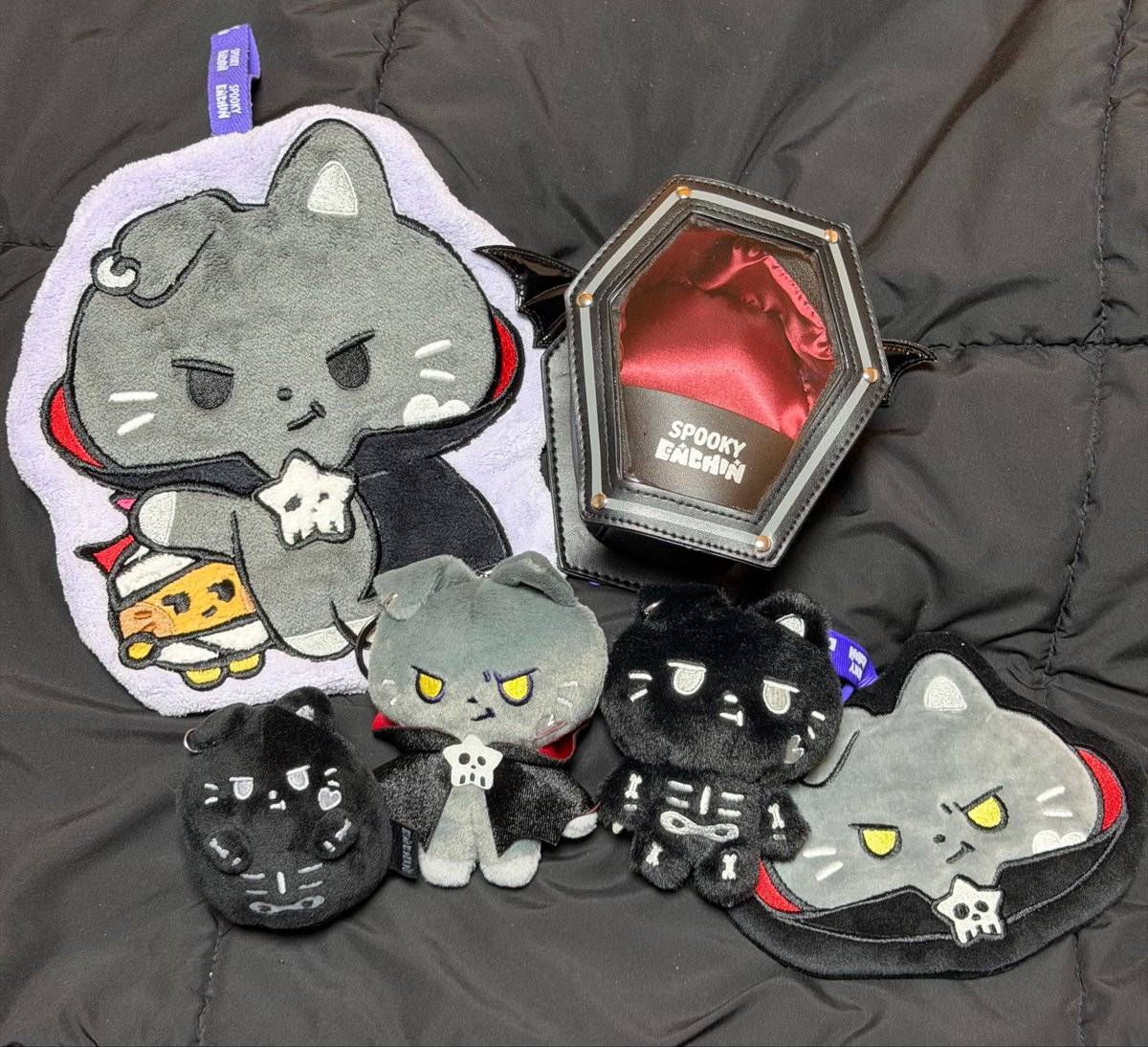 fruityoil's tweet photo. Sp🎃🎃ky Noxstarsss finally arrived homeee!!! 🧛🏻🦇🖤💀🥀⚰️

Special thanks to my 친구 굑체… 🤍🦜 https://t.co/F0VrcPwoMc