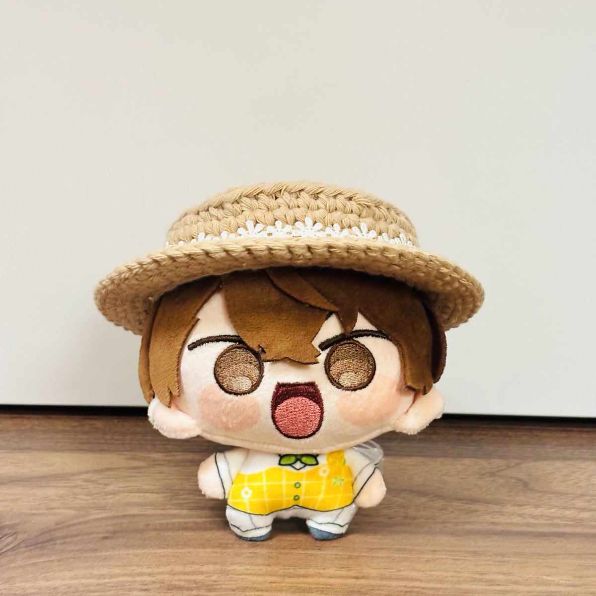 ultimateung_'s tweet photo. 糸が足りず放置していたカンカン帽編み上げました...！

終わっちゃったね、夏.........ごめんて

#にじまるっとが見られるタグ https://t.co/u8eNohft3A
