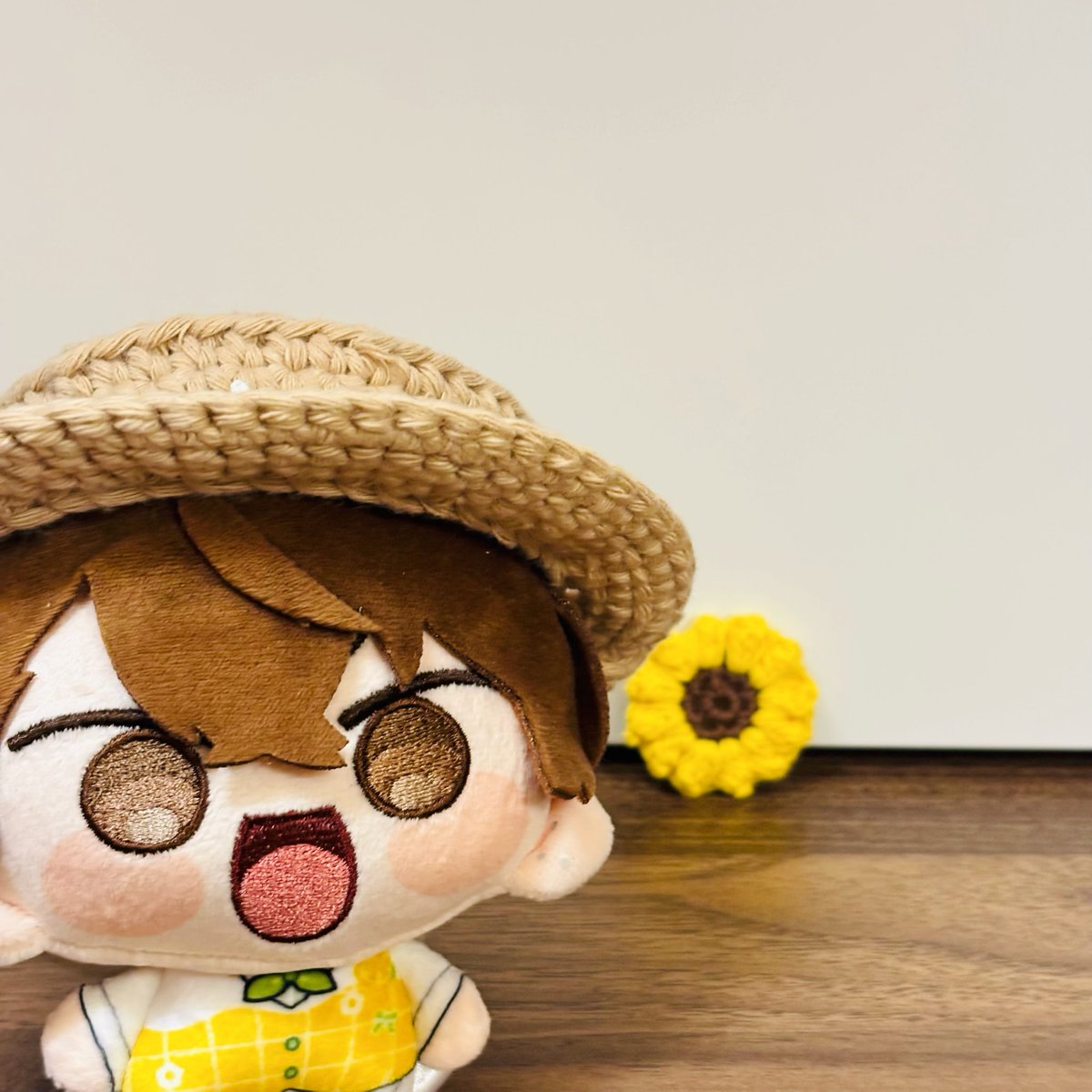ultimateung_'s tweet photo. 糸が足りず放置していたカンカン帽編み上げました...！

終わっちゃったね、夏.........ごめんて

#にじまるっとが見られるタグ https://t.co/u8eNohft3A