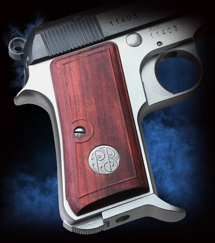 westernarmswa's tweet photo. 第二次大戦末期に生産されたベレッタM1934ライトウエイトを再現したフレームシルバーモデルに、木製カスタムグリップをあしらったコレクショナブルな一丁。

【WA ベレッタM1934 ライトウエイト 木製グリップ付】
10月下旬 新発売
https://t.co/evzGKI1dfr https://t.co/omY4kvC1Kp