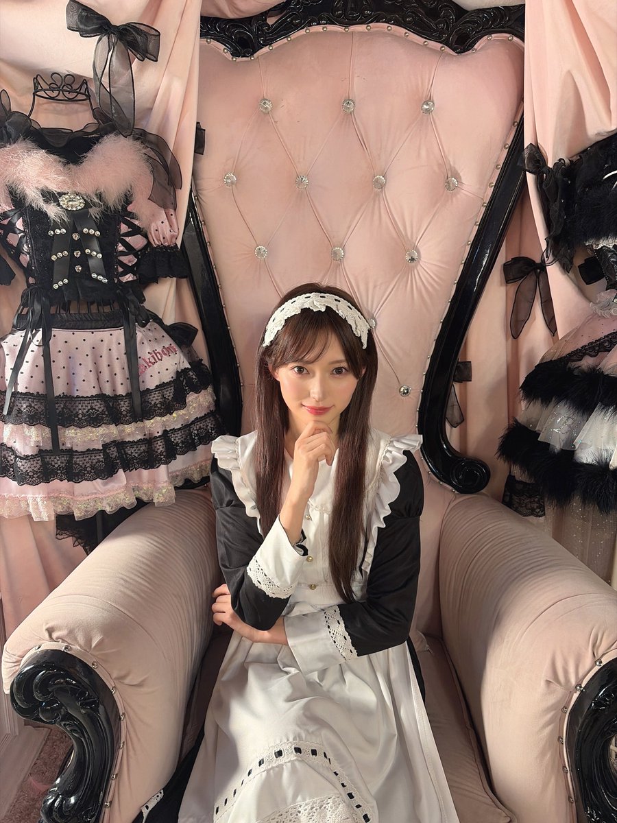 maho_yamaguchi's tweet photo. 土日、大阪シアターセブンにて舞台挨拶&amp;上映会があります！

🎬10/3,4『星の砂』19時開場
🎬10/4『悪魔カフェFinis』17時開場

関西方面の方もぜひお会いしましょう！

場所🎦https://t.co/5rnY3LM3SZ
予約▶️oubosaiyou@gmail.com https://t.co/fuSWQobhdh