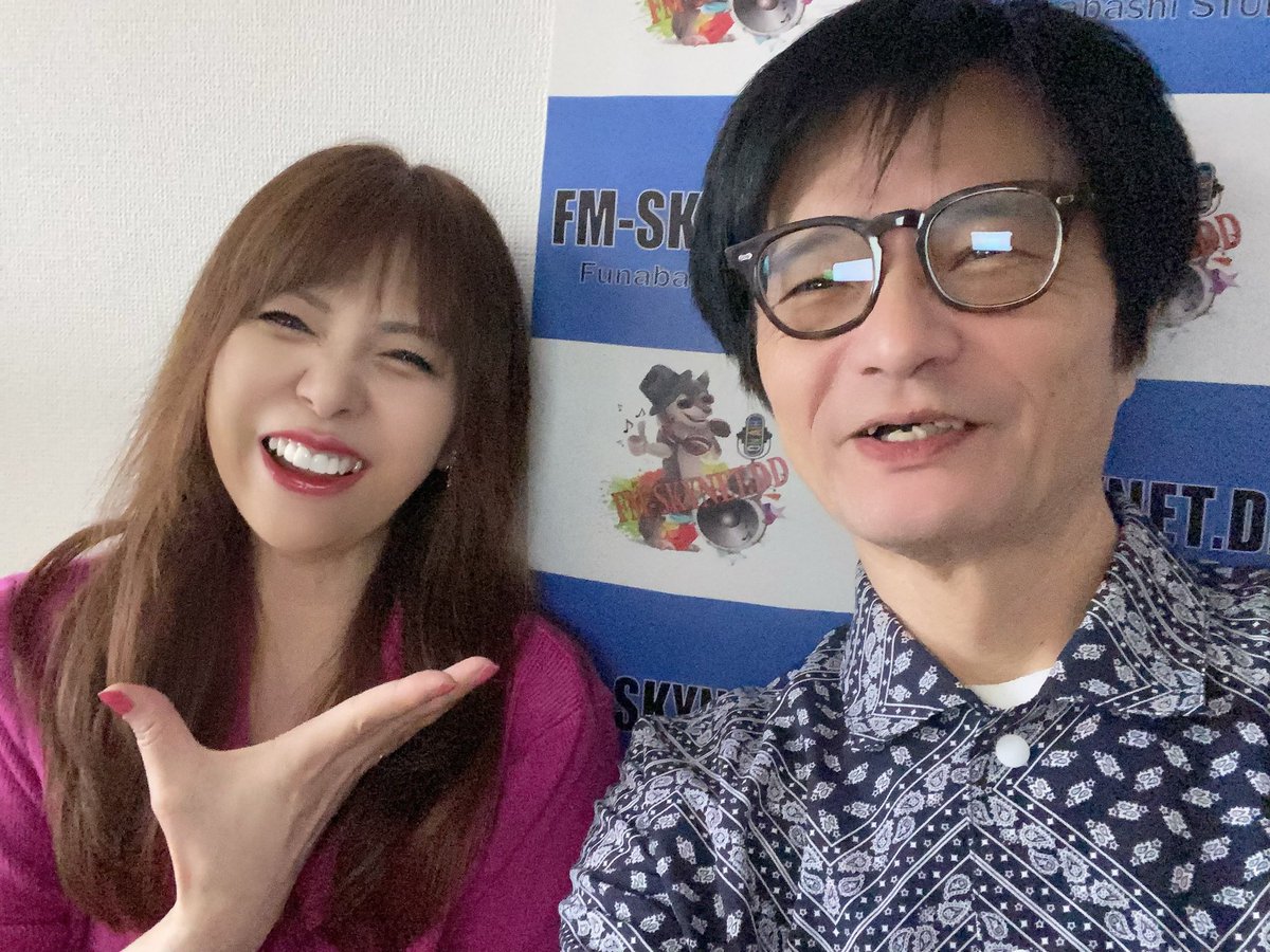 tomiokamiu's tweet photo. 今夜のラジオ番組オバストは！

ラジオ番組『富岡美羽のOh! By Story』第263回 番組放送10周年記念Part1‼️
10/3㈯夜22時‼️

こちらをタップで直通ご聴取
👇
https://t.co/1zK57dMwl3

✅ 《前半》モノマネ芸人「 #シマノエ定食 」さん 

✅ 《後半49:12あたり～》急遽ご出演いただきました‼️ベテラン俳優/ロック歌手「 #水野哲 」さん

どうぞお楽しみに‼️

✉️メールを送って特典をGETしよう❣️😆💕
●特典付きオリジナル桜Heartストラップ
●リスナーさんの番組生電話出演権❗️
●富岡美羽からのリスナーさんのお名前をお呼びする愛情たっぷりビデオレター💕
など！
メッセージメール宛先👉👉 info@fm-skynetdd.com 
メッセージ締切は10/5(月)夜20時迄😊

#ラジオ番組オバスト 
#桜Heart 
#FMSKYNETDD 
#メモリアル展 
#朗読