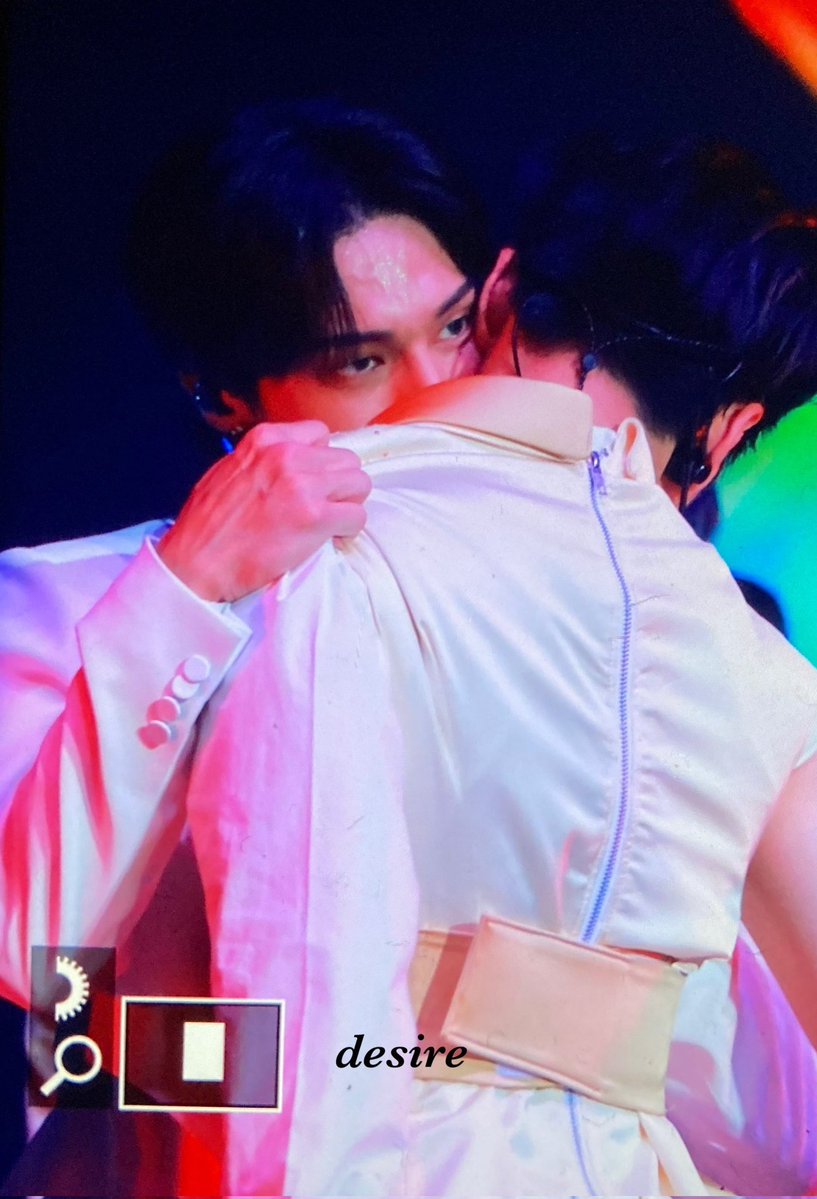 wtothenand's tweet photo. 우용이가 만든 웡낫 페어안무 🤤 https://t.co/paPGQHcYps