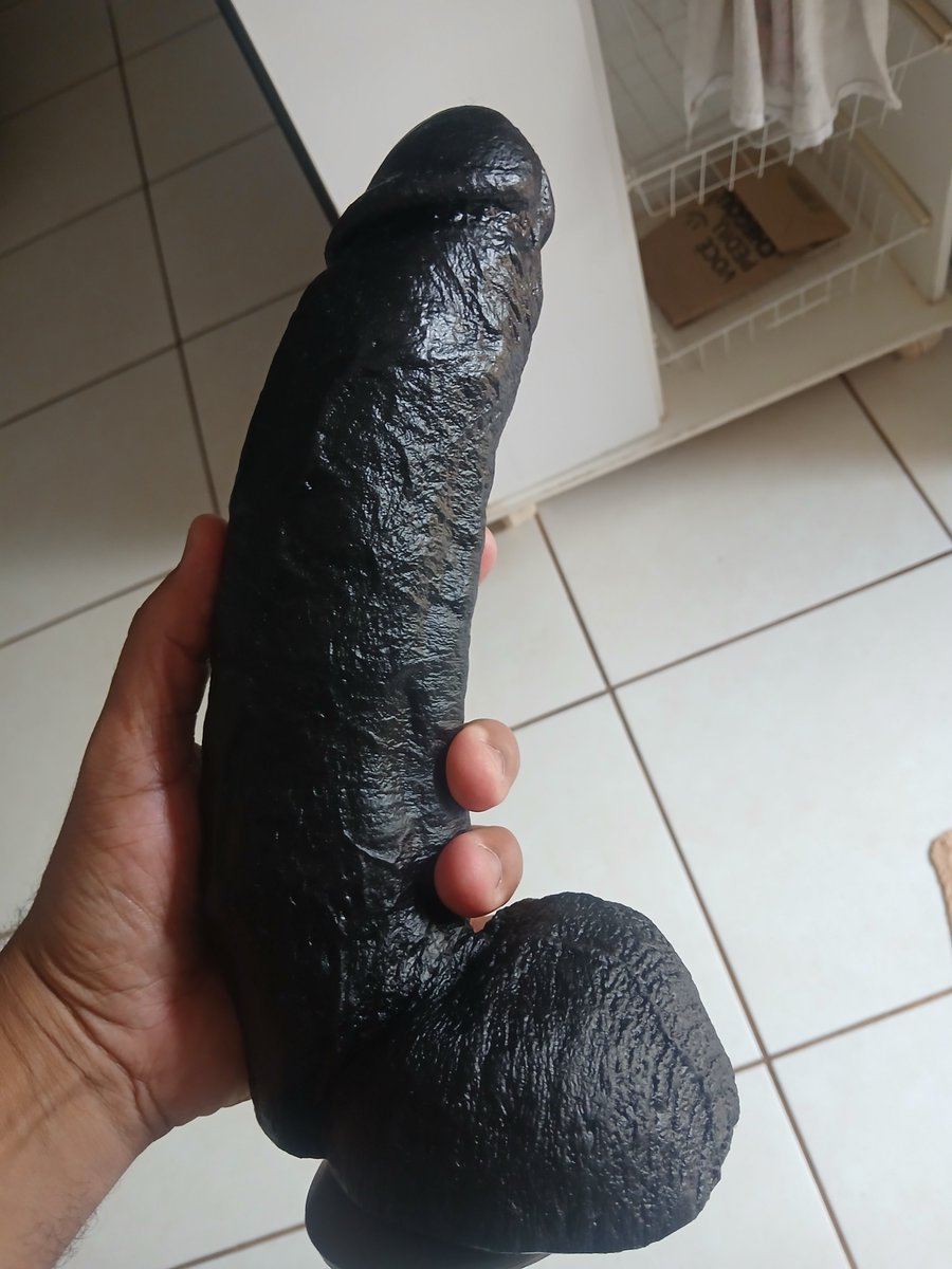 PretoGulosooo's tweet photo. Bora de brincadeira 27 cm https://t.co/GueVoLg8RO