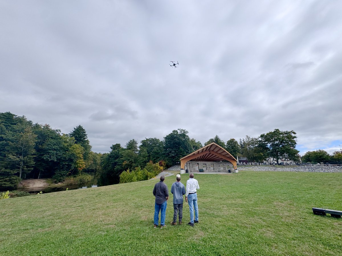 CarlsonSoftware's tweet photo. Fieldstone Land Consultants of Milford, NH received their new Carlson CRD1 and LiDAR sensor this week from Carlson dealer CADNET Services, as well as training with Carlson's Director of Drone Development Greg Gomes. 🗺️Check out a few views of the results from the quick training flight!