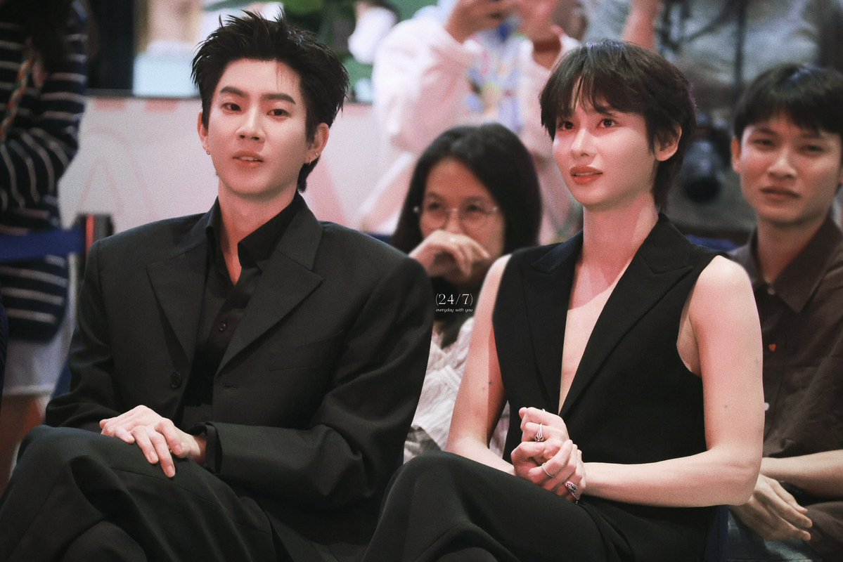 247withuuuu's tweet photo. 02/10/26

🖤

OFFGUN JAMNIME MATSURI 2026
#ConanCase30THxOffGun
#ออฟกัน #OffGun
@off_tumcial @AtthaphanP https://t.co/oDxIbgALxP