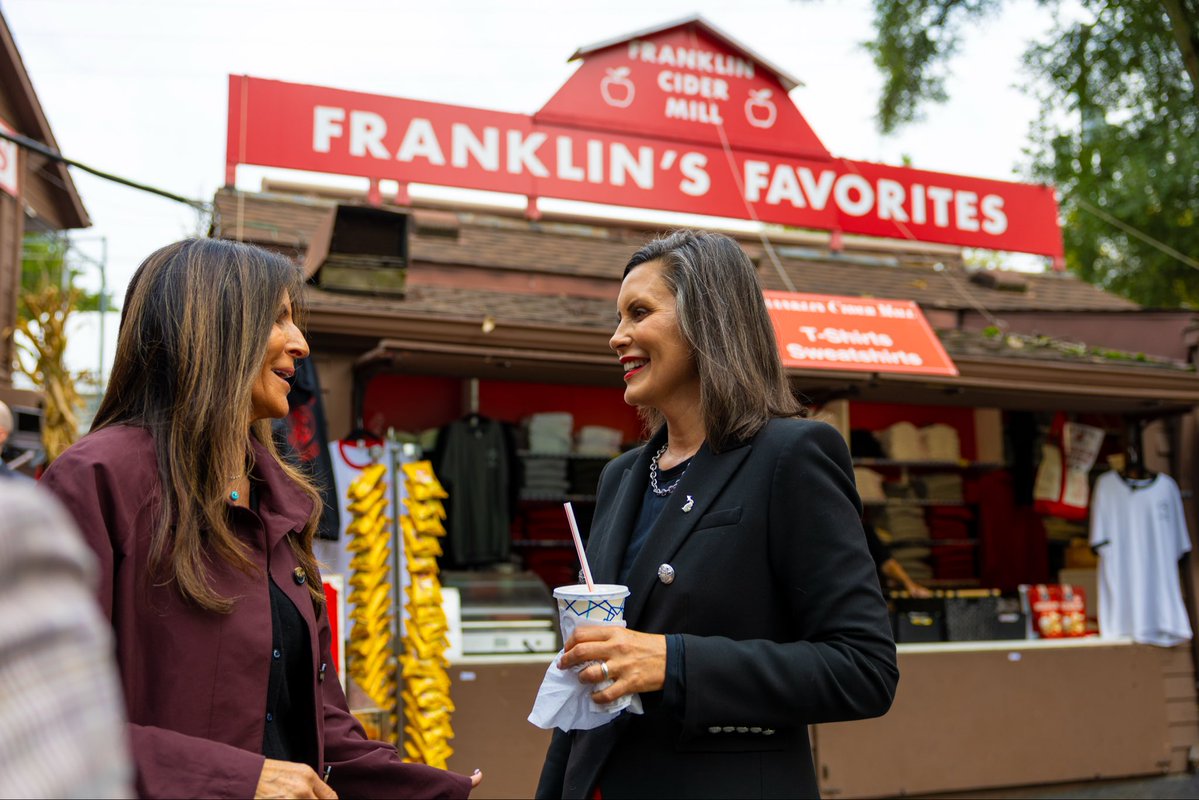 gretchenwhitmer's tweet photo. There’s nothing like a Michigan fall. 

Head to a local cider mill to enjoy the season and support Michigan farmers. https://t.co/JzitVRoayn