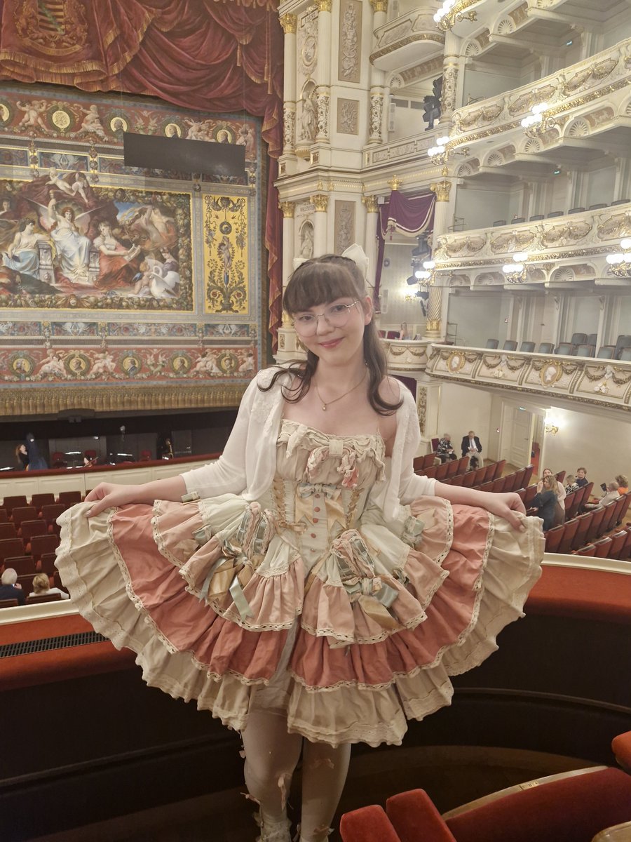 StrawberrxDoll's tweet photo. Dressing up just to look pretty for myself. 🎀 Spending money on Lolita dresses is my favorite therapy, honestly.
#SweetLolita #Findom #Findomme https://t.co/NPrJZnOs8P