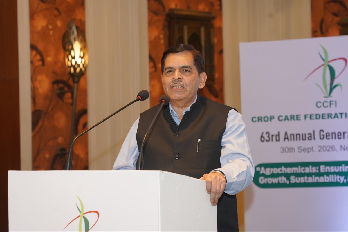 ashwani_mahajan's tweet photo. Pleased to address Annual General Meeting of Crop Protection Federation of India. Emphasized the importance of not allowing data protection for #AatmanirbharBharat in pharmaceuticals, Agro-Chemical and others. https://t.co/lDe0wTYEex