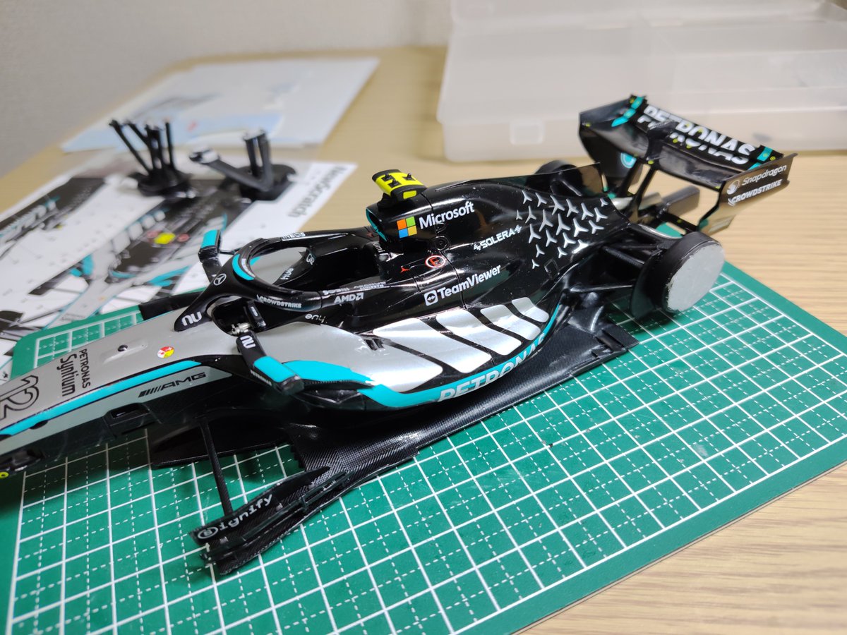 mihaya724's tweet photo. いつもこの瞬間が模型作りで一番楽しい時間ですが、組立て始めるとあっという間ですね✨
#newscratch
#W17 https://t.co/Zg46jkxSNl