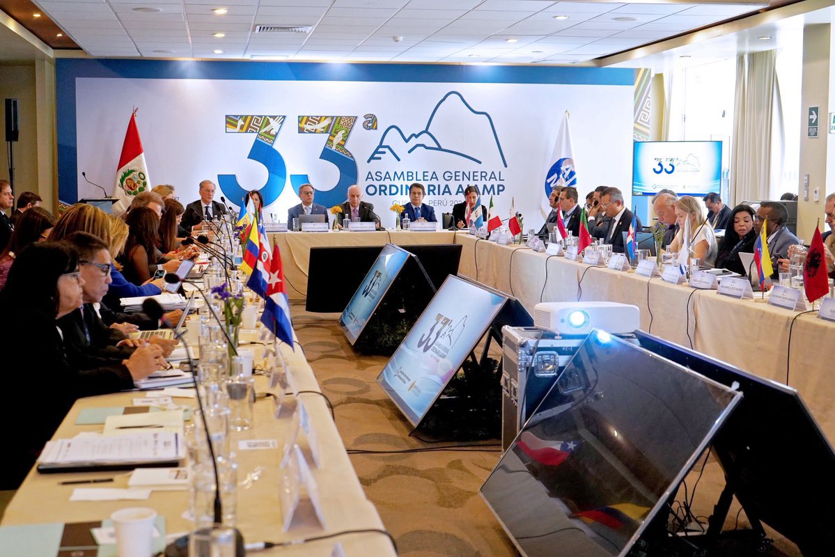 ComjibOficial's tweet photo. La COMJIB  participó en la XXXIII Asamblea de la @AIAMP_Pdencia 

👉🏼 Teresa Peramato, Fiscal General de España, resaltó en sus palabras de inauguración, la importancia de la cooperación jurídica internacional a través de @iber_red , el Tratado de Medellín y la plataforma iber@. https://t.co/xpbLg15wwC
