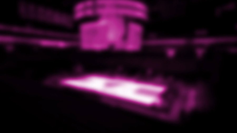 KingZezim_Kalux's tweet photo. O Miami Heat vai trocar o nome da cidade por Vice City por uma noite! 

No dia 18 de novembro, a franquia recebe o Milwaukee Bucks em uma quadra totalmente inédita e com um uniforme exclusivo no evento "A Night in Vice City", com transmissão ao vivo pela ESPN.

A identidade visual de Vice City dominando o esporte real em pleno clima de aquecimento para o GTA 6. #GTAVI