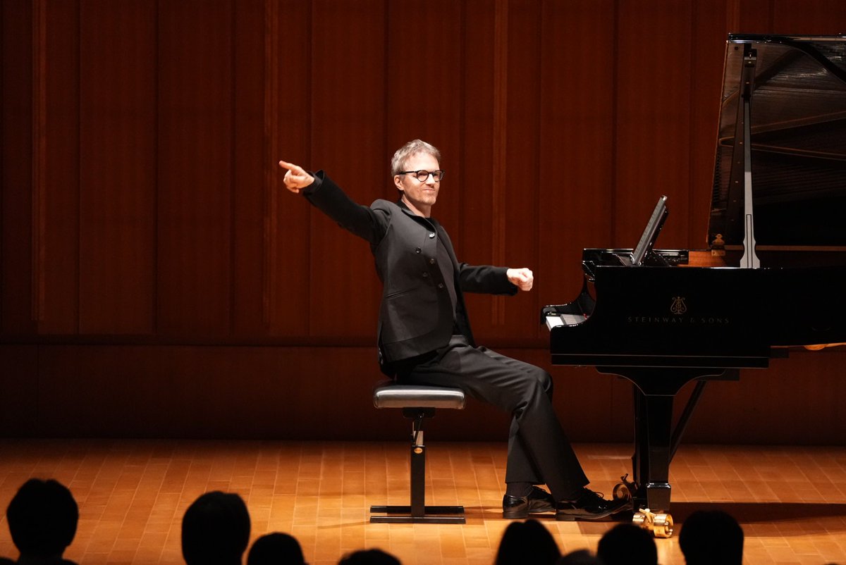 HamarikyuAH's tweet photo. アレクサンドル・タロー　ピアノ・リサイタル    

ご来場いただき、ありがとうございました✨ 

🎹アンコール🎹
https://t.co/TC12mBHKCx

ⓒ松尾淳一郎 https://t.co/C7R81Wc8T3