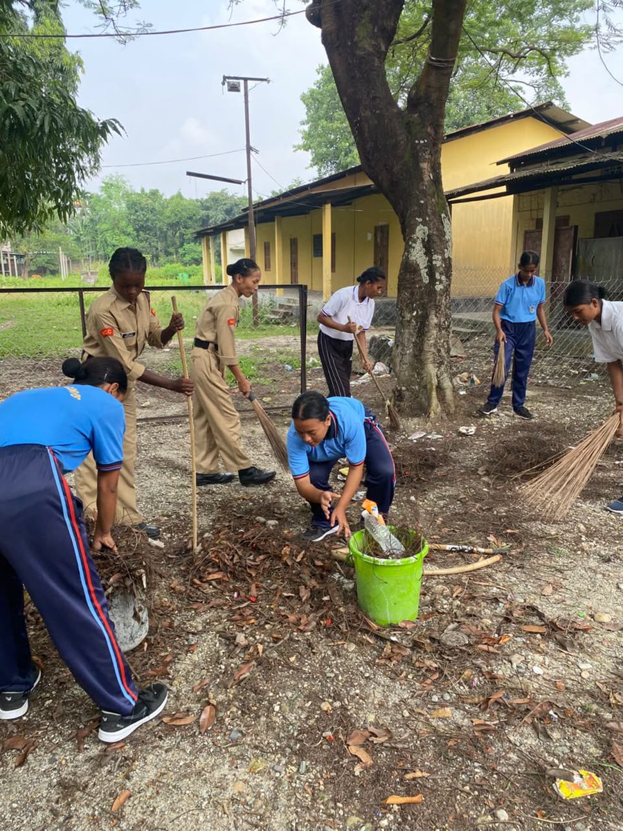ncc_gp's tweet photo. Swachh Parv Harit Parv 
 On the occassion of Gandhi Jayanti, Cadets of MD University, Behali Degree College and KBR College, from 5 Assam Bn NCC carried out a Cleanliness Drive and tree plantation under the Ek Ped Maa Ke Naam and Yuva for Swachhata themes 
The Cadets of MD University planted Saplings in designated areas within the campus. 
The cadets of Behali Degree Colleges and KBR College  also carried an intensive cleanliness drive in public spaces. 
The message for a green future was conveyed to the society through the actions of the cadets.@nccner @HQ_DG_NCC