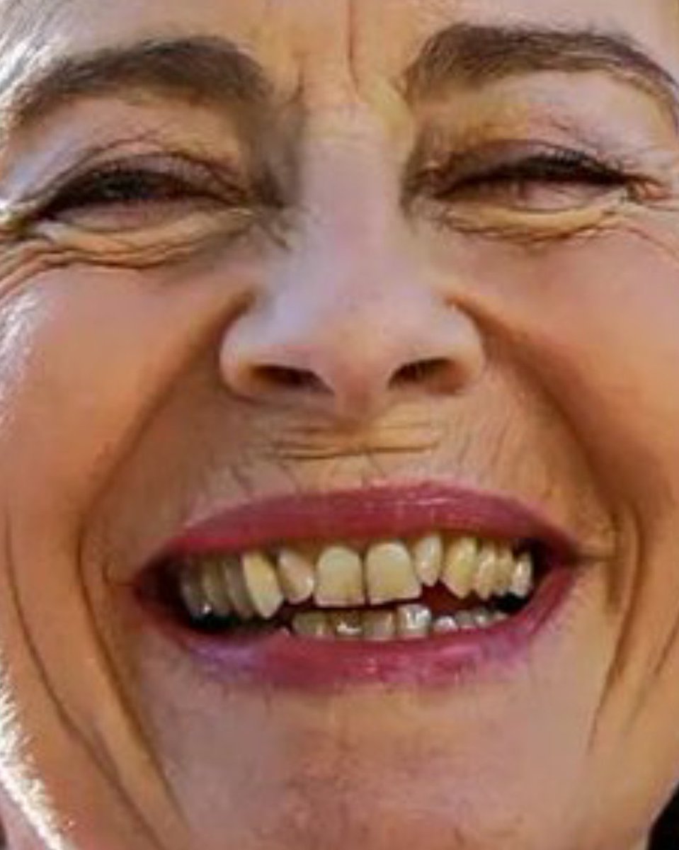 TeaTramRussia's tweet photo. Why she can't fix her teeth, seriously? @vonderleyen
With such amount of money she's stolen on Pfizer Covid vaccines and Ukraine war she could do it easily. https://t.co/EzDLzAyvJ1