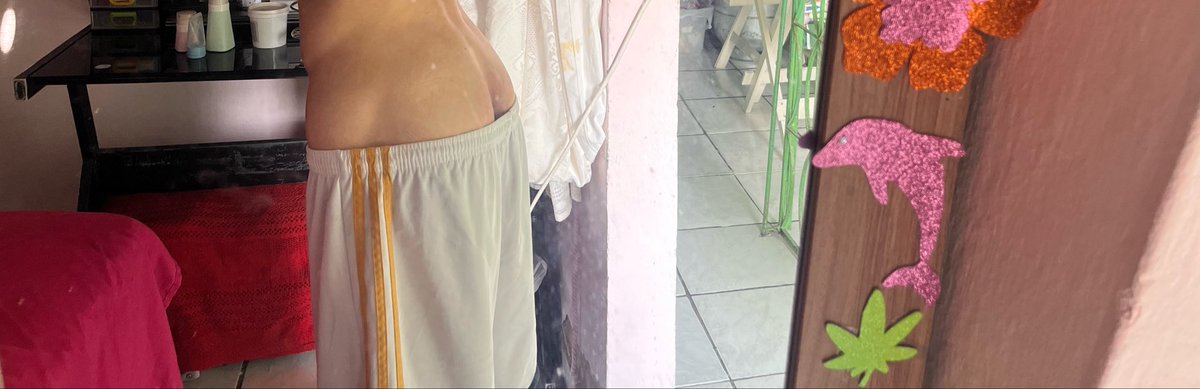 crucifymyself_'s tweet photo. essa é diferentchy https://t.co/XbdLotwCm3