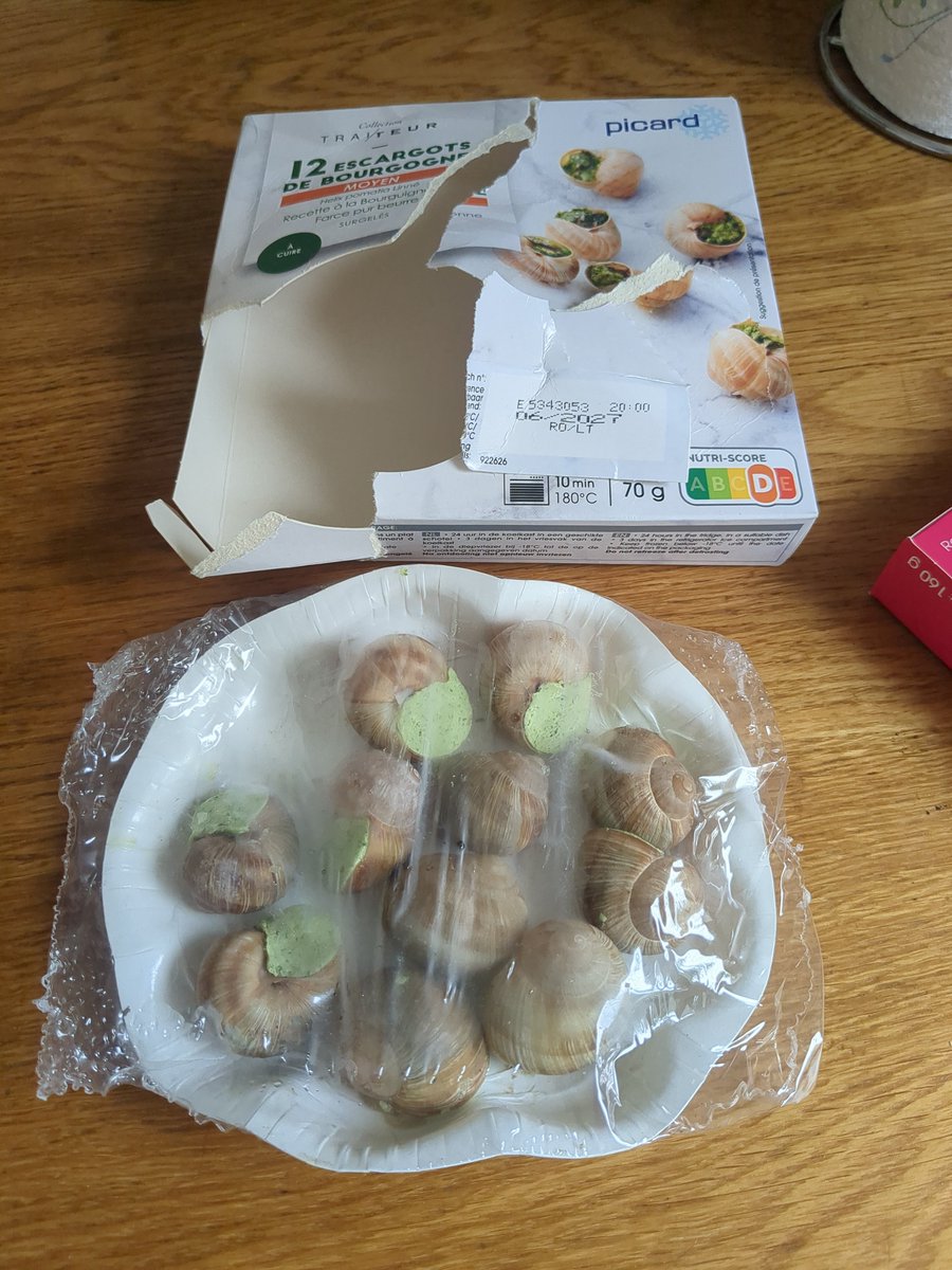 Addicteck's tweet photo. @picardsurgeles on sait pas compter apparemment ! https://t.co/zQOSwFXS9I