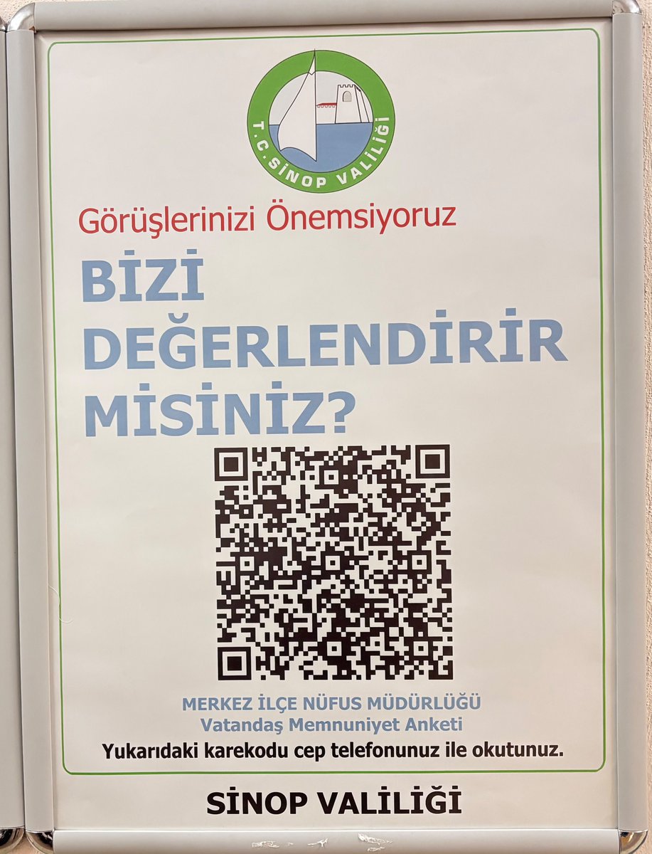 TCSinopValiligi's tweet photo. 📍 Sinop Valiliği

VATANDAŞ MEMNUNİYETİNİ ESAS ALAN KAMU HİZMETİ ANLAYIŞIMIZI GÜÇLENDİRİYORUZ.

Valimiz Dr. @mustafaozarslnn’ın başkanlığında; Vali Yardımcılarımız ve İçişleri Bakanlığımıza bağlı birim müdürlerimizin katılımı, İlçe Kaymakamlarımızın ise video konferans sistemi (VKS) üzerinden iştirak ettiği;

🤝“Kamu Hizmetlerinde Vatandaş Memnuniyet Değerlendirme Toplantısı” gerçekleştirildi.

Toplantıda; kamu hizmetlerinin etkinliği ve verimliliğinin artırılması, vatandaş memnuniyetinin daha üst seviyelere taşınması ve anket sonuçları doğrultusunda hizmet kalitesinin geliştirilmesine yönelik yürütülen çalışmalar değerlendirildi.

Toplantının ardından değerlendirmelerde bulunan Valimiz Dr. Mustafa Özarslan;

💬 “Devletimizin varlık sebebi insanımızdır, vatandaşımızdır. Kamu hizmetinin merkezinde vatandaşımız vardır. Bizler de Sinop’ta kamu hizmetlerine yönelik çalışmalarımızı, vatandaşlarımızın memnuniyetini ve mutluluğunu esas alan bir anlayışla yürütüyoruz.

💬 Vatandaşlarımızın kamu hizmetlerinden memnuniyet düzeyini doğrudan ölçmek amacıyla 14 Eylül 2023 tarihinde Merkez ilçemizde başlattığımız Vatandaş Memnuniyet Anketi uygulamasını, 25 Ekim 2024 tarihi itibarıyla tüm ilçelerimize yaygınlaştırdık.

💬 Bugün il genelinde toplam 168 kurumumuzda uygulanan anket çalışmasıyla vatandaşlarımızın görüşlerinin doğrudan kamu yönetimine yansımasını sağlıyor; hizmet kalitemizi ve mesai arkadaşlarımızın vatandaşlarımızla iletişim ve hizmet sunum süreçlerini bu geri bildirimler doğrultusunda geliştiriyoruz.

💬Vatandaşımızın devlete duyduğu güvenin en önemli göstergelerinden biri, kamu görevlilerimizin vatandaşlarımızla kurduğu sağlıklı iletişimdir. Güler yüzlü hizmet, çözüm odaklı yaklaşım ve vatandaşımızın talebine hızlı cevap verebilmek kamu hizmetinin temel sorumlulukları arasındadır.

💬 Sinop’ta; ulaşılabilir, şeffaf, çözüm odaklı ve vatandaşımızı merkeze alan kamu hizmeti anlayışını daha da ileri taşımakta kararlıyız.

Bu kapsamda,Valiliğimizce 2023 yılından itibaren başlattığımız “Dijital Memnuniyet Anketi” ile ilimizde kamu kurumlarımıza ilişkin memnuniyetinizi; sistematik, periyodik olarak  ve kesintisiz olarak ölçmeye devam ediyoruz. 

Bundan dolayı görüşleriniz, memnuniyet düzeyiniz,  önerileriniz, şikayetleriniz; bizim için "altın" değerindedir.
İyiye, daha iyiye doğru  gelişimimiz  için, 
Lütfen, "KARNE"MİZİ veriniz.
Anket formlarına aşağıdaki linkten erişebilirsiniz” dedi.

👇
T.C. Sinop Valiliği - Vatandaş Memnuniyet Anketi https://t.co/XEAEQckhTE

@mustafaciftcitr
@TC_icisleri
@iletisim   
#Sinop
#VatandaşMemnuniyeti #KamuHizmetleri 
#MemnuniyetAnketi