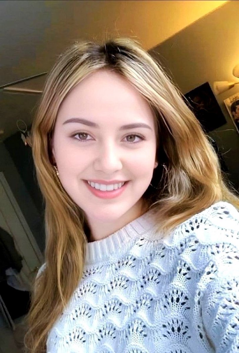 neha_dtt's tweet photo. Can I get Good Morning? Please 🥺 https://t.co/On5Qgo6eGM