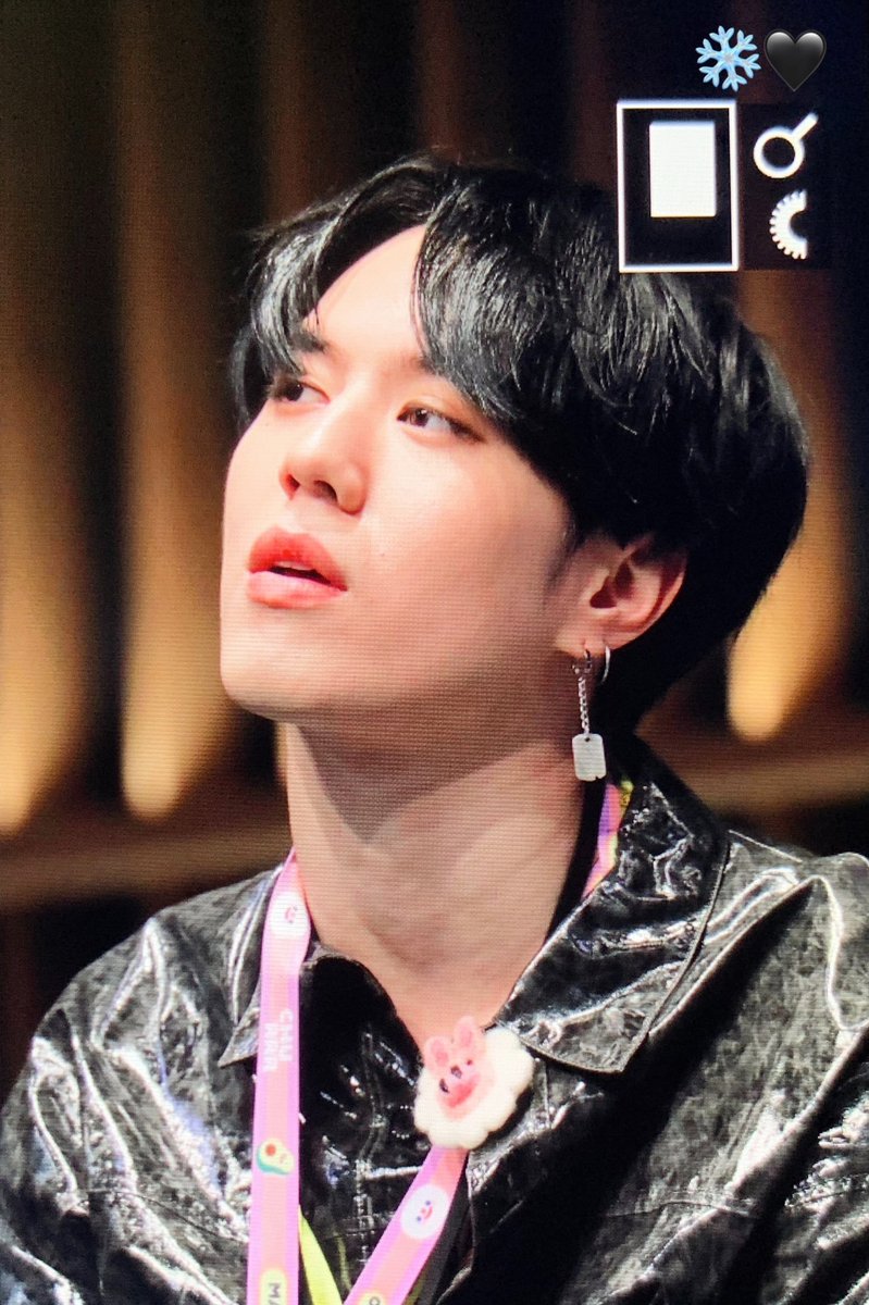 aghababe's tweet photo. 🖤 #yugyeom #유겸 https://t.co/aUDs2vjtho