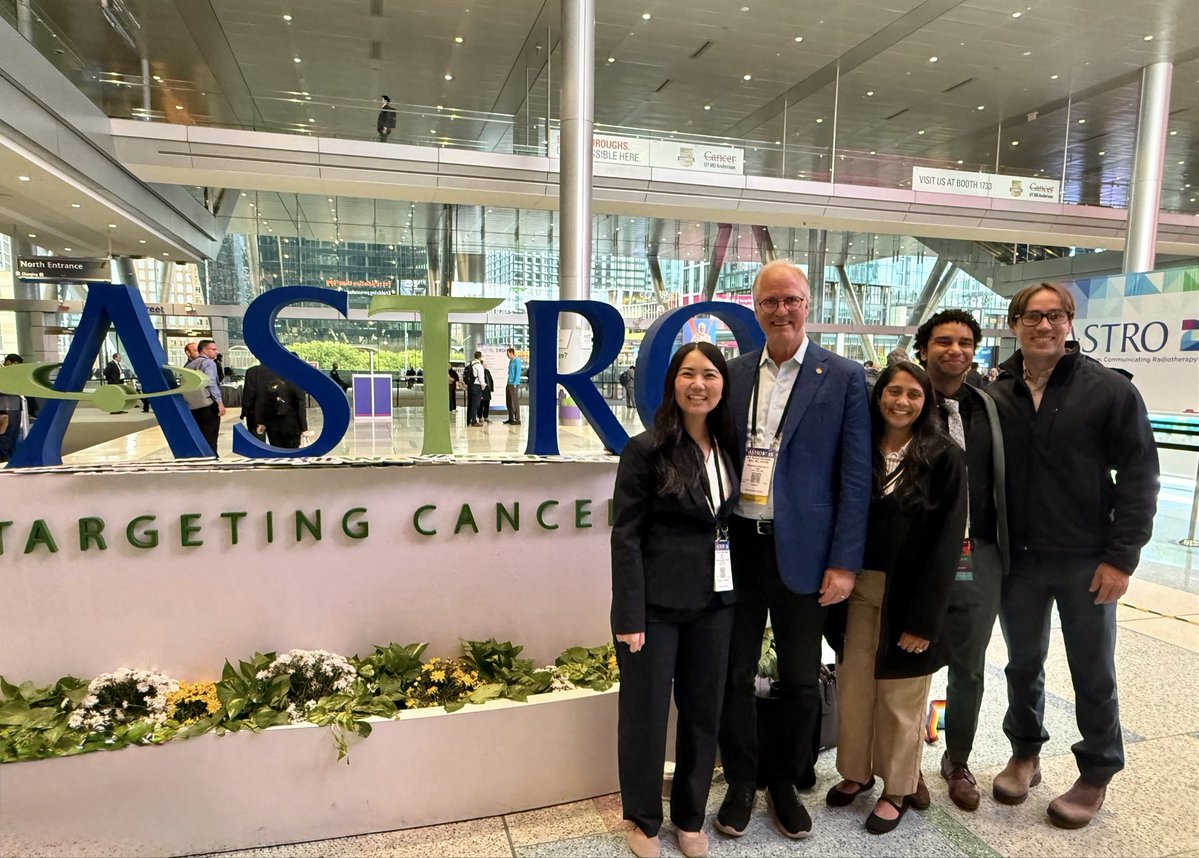 ShannonJiangMD's tweet photo. @WashUMedRadOnc at #ASTRO26!!

@SitemanCenter @washumedicine @ASTRO_org https://t.co/zfCiFEnMcc
