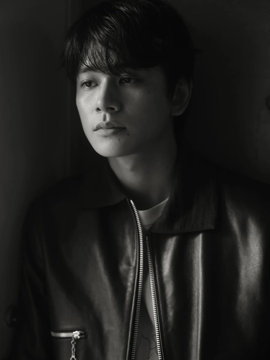 GQJAPAN's tweet photo. #北村匠海「僕は役者という職業は、報われる実感が正直感じにくいと思っていて。だからこそ役をいかに生きられるかが大切ですし、映画を通して同じような仲間を見つけられると救われます」
https://t.co/rWkPPYinaD https://t.co/ssXeaIk9fT