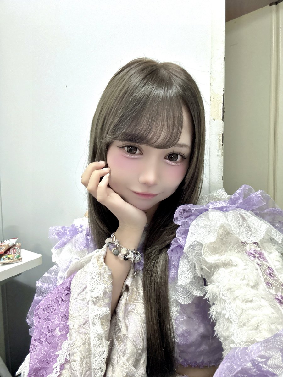 mion_parasai's tweet photo. 離れたこと後悔させちゃおっと！♡ https://t.co/CseXO2fsAZ