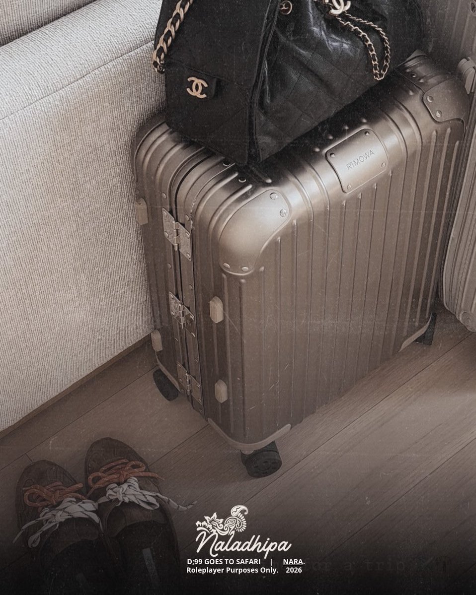 sumsetbloom's tweet photo. ⠀ 
           𓍙 𝗖𝗚𝗞 𝗜𝗻𝘁𝗲𝗿𝗻𝗮𝘀𝗶𝗼𝗻𝗮𝗹 𝗔𝗶𝗿𝗽𝗼𝗿𝘁.

Airport fit sebelum cabut dari CGK for the D:99 Safari Tour. See you on the wild side! 
⠀ https://t.co/a34oytdW8S