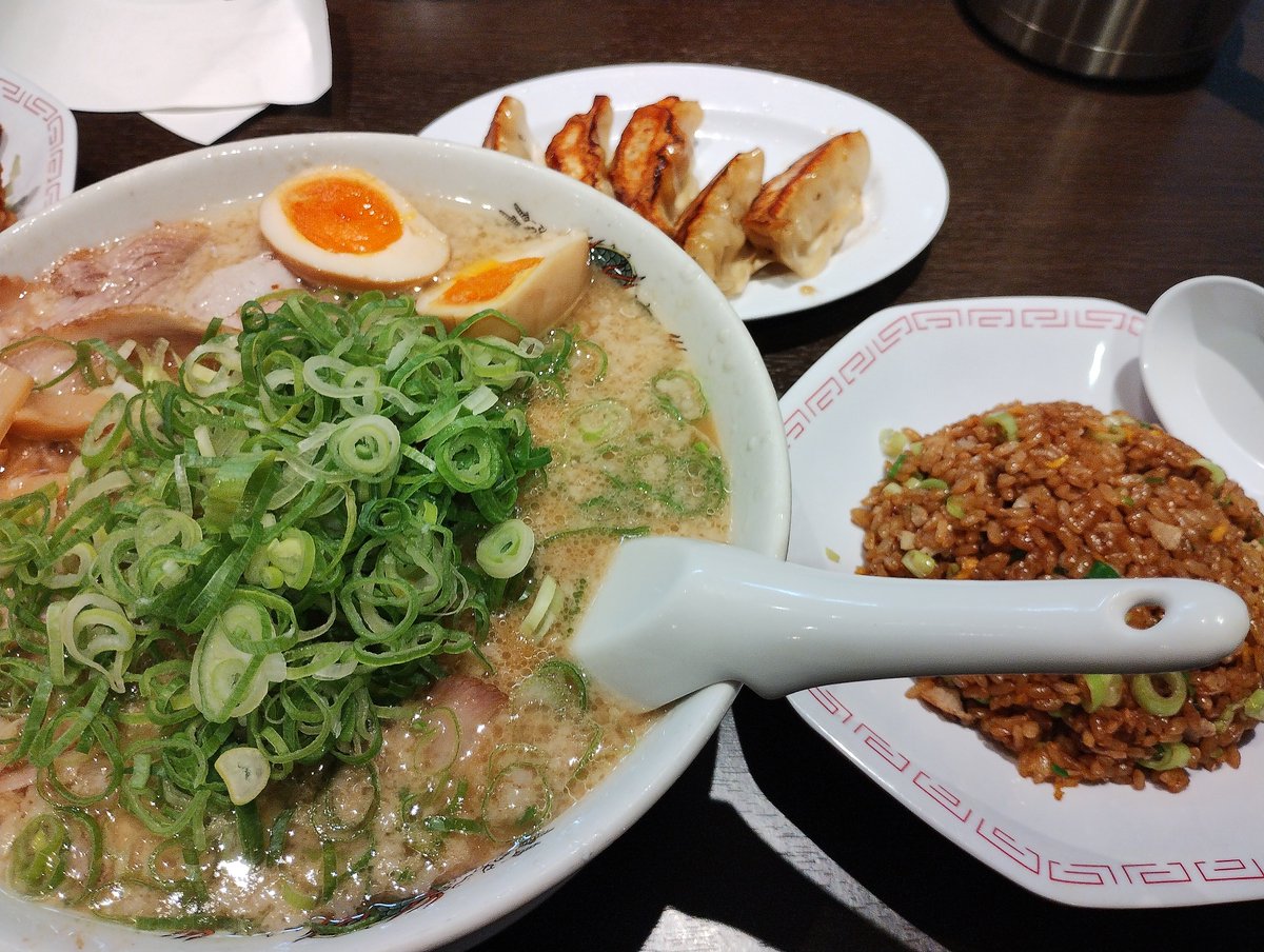 pooh_da_yo's tweet photo. 仕事に疲れて寝落ちして、これ。

あれ？ジ…う、うわぁあぁぁあ！！ https://t.co/zFEqXZe85C