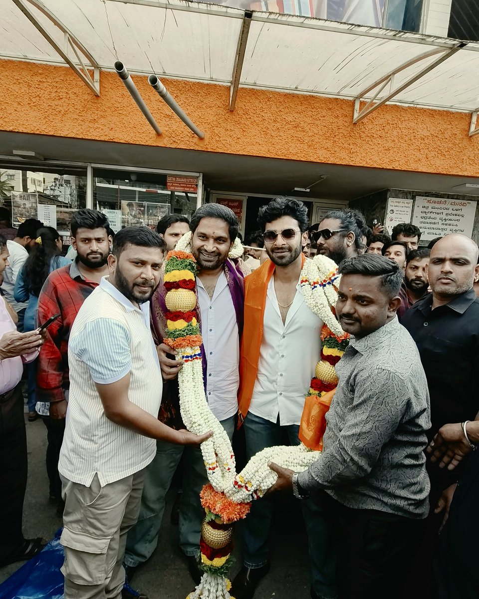 Dheekshiths's tweet photo. #Bail AND THE RAMPAGE BEGINS! 

Word of mouth is doing its job! ❤️
And Shivanna is back with a BANGER! 

Completely overwhelmed with the response coming in for DAYA. Seeing the love, the reactions and now BAIL trending on BookMyShow, this feeling is something else! 

Thank you for making this happen 🫶

Now it’s your turn, book your tickets, bring your family, and experience BAIL in theatres!

Let’s celebrate SHIVANNA the way he deserves, on the big screen! @nimmashivarajkumar ♥️♥️

BAIL, at a theatre near you. 🎬🔥

#shivanna #bail #trending #dheekshithshetty #kvn 

@karn_dop @mestramaga 📸