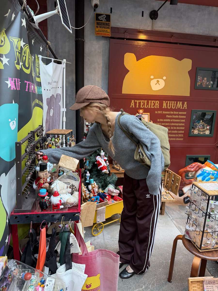 ksgdinas's tweet photo. really love seulgi’s pinterest aesthetic https://t.co/irjpaVboLq