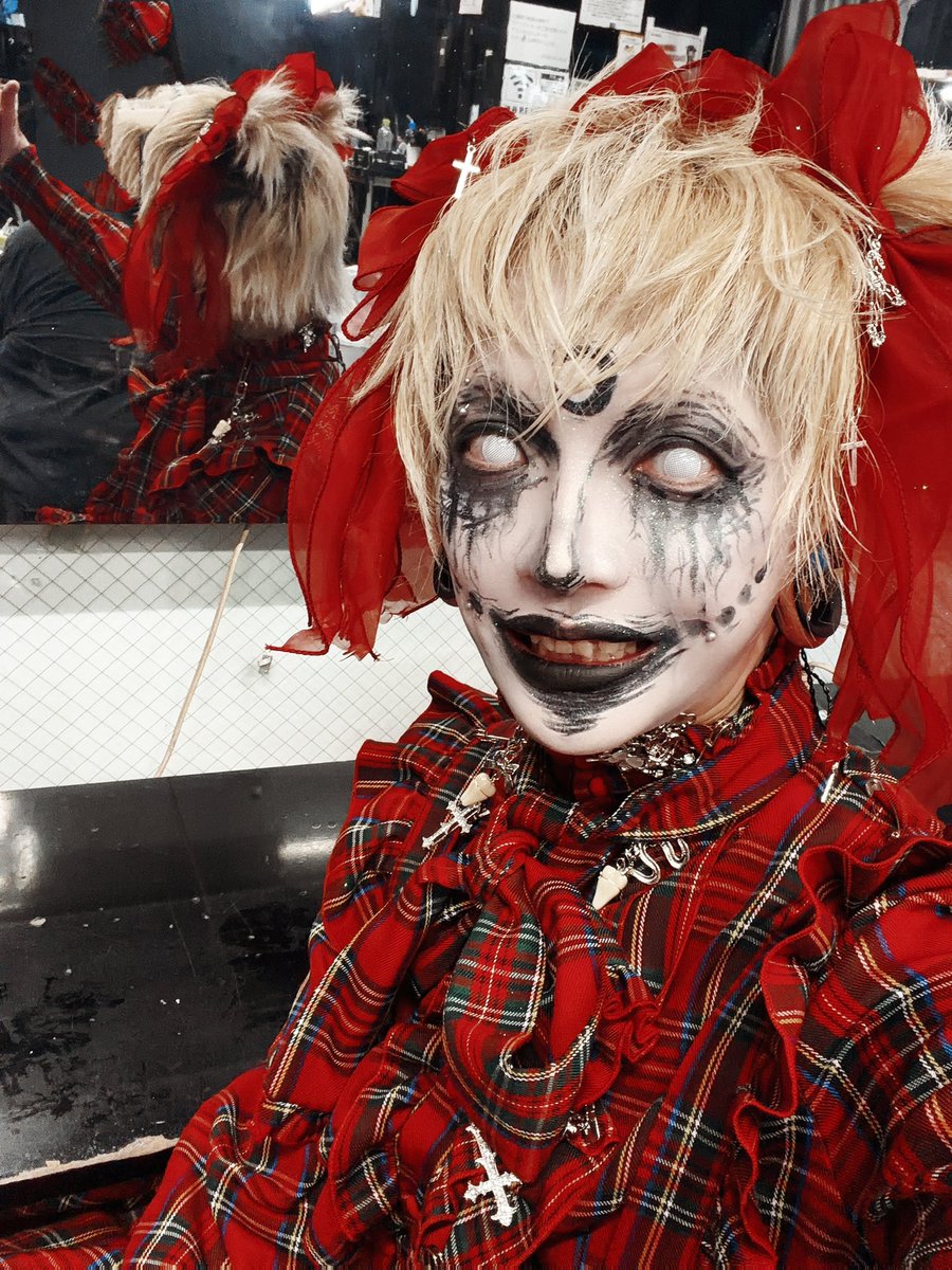 Yureiz_Syugorei's tweet photo. 2026.1002 渋谷REX

きょうはすこし
かわいいヘアメイクにしてみました❗️
(σ´・∀・｀)σ https://t.co/hMXaOMH1bK