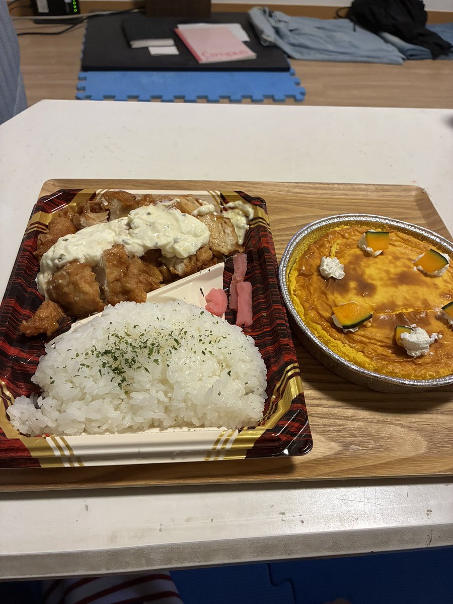 crq7y's tweet photo. 28年間お疲れ人生。後3ヶ月もつか分からないがのんびりしよう。 https://t.co/mIjh64M2ND
