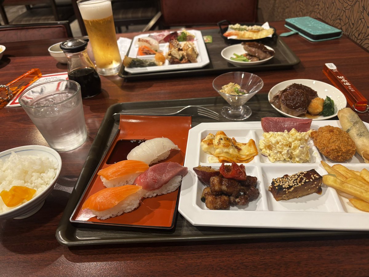 tomihiro0109's tweet photo. バイキングは飯の王 https://t.co/QHflz4CuSK