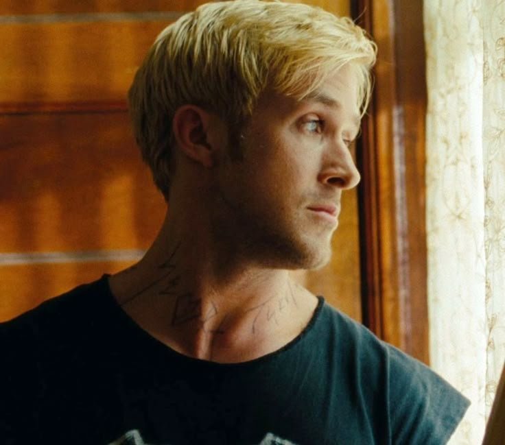 ow1bear's tweet photo. luke is actually so pretty to me. like not even handsome or sexy but like genuinely pretty ( ´-｀) i just cant stand those patchwork tattoos he has (￢￢) i like one on his face n the ones on his biceps tho ,, , https://t.co/kmz38Uw9uC
