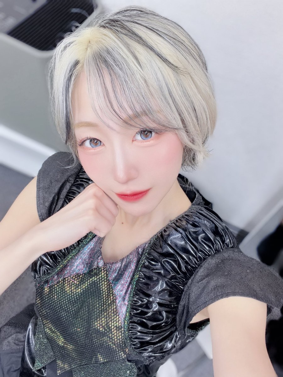 lisa__ambitious's tweet photo. ----------

今日から3日連続ライブだー❕

いい音楽最高！ありがとう！

----------

#1日1リサ
#世界のおりちゃ
#アンビシャス北海道 https://t.co/m5Ee1zJLfj
