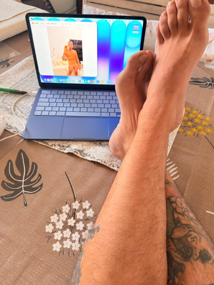 sicilianbear92's tweet photo. cercasi schiavi che siano davvero disposti ad essere schiavi!!!

ps:brutte merde grazie per il pc nuovo!

#slaveitalia #schiavi #moneyslave #findompiggy #gayclip #gayman #gayitalia #sottomessi #pissing #padrone #slave4master #Money #sugardaddy #bigmoney #slave https://t.co/X5DYo20LGh