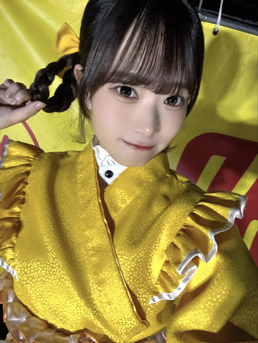 minami_haruka02's tweet photo. 春化リリイベin吉祥寺パルコ屋上 ｻﾝ
平日にも関わらずご来場くださり本当にありがとうございました！！！！！🐝🍩

３人でハピってスペサンして��ァモってまいりました💚💛🩵
ヘアスタイルも特別仕様に…✨

とりあえずみなさまも健康第一！
力強く今月も生きて行こうね🌞

#前橋ウィッチーズ https://t.co/dxecNiSdWy