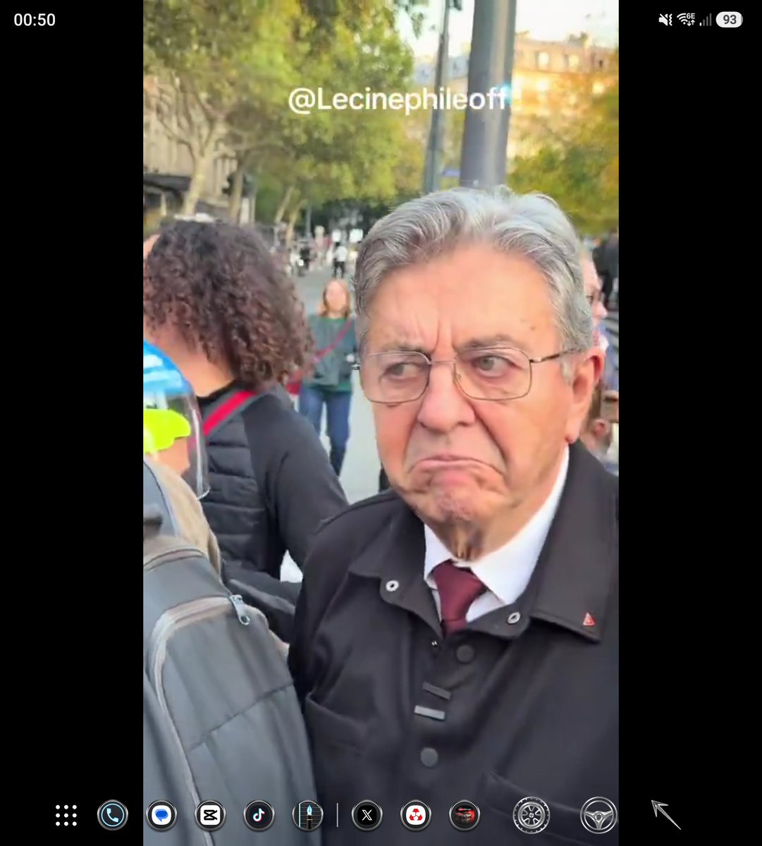 FallenAngelBack's tweet photo. @FrenchCarcan @JLMelenchon @BrunoRetailleau @FranceInsoumise Tous ses kapos les plus fidèles ont été filmés entrain de galvaniser les pépites importées 🤷♂️🤷♂️
Le pire, #Merluche les déteste, il déteste les prolos ! Ça se lit sur sa tronche et sa gestuelle https://t.co/eNgt1YGj10