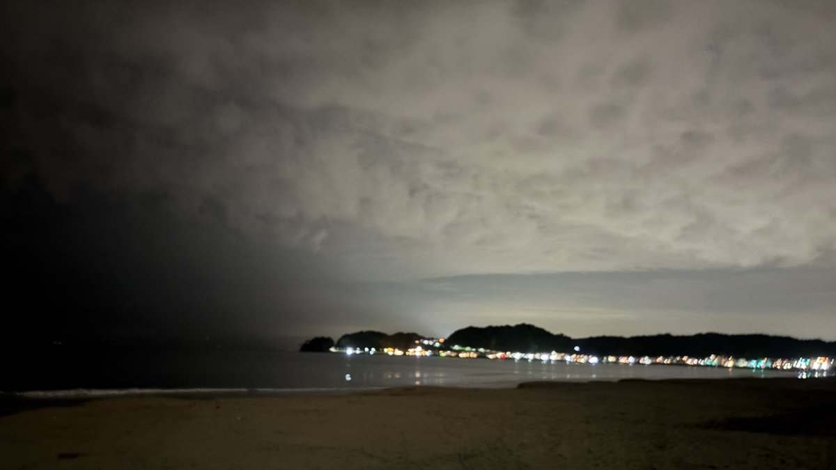 nishi_taker's tweet photo. 平日RUN2日目は、閾値走含む8㎞で。
ん？曇り？イイんです！
雨が降ってなければヨシ！
爽やかな気候で、いよいよマラソンシーズンが始まった！という感じ。
今シーズン一番のペースで走れたー。
#サブ4挑戦 #ランニング #由比ヶ浜RUN #イマソラ https://t.co/nC2JCKNNAP