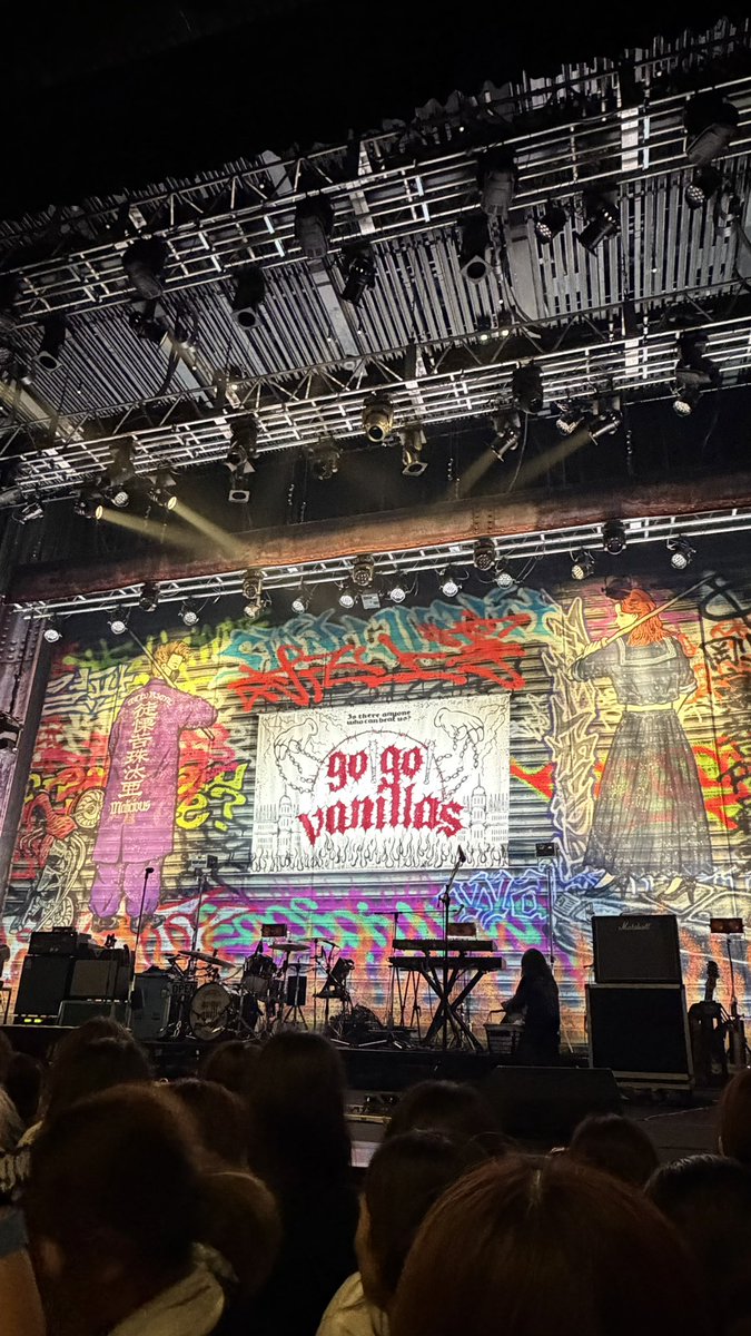Kroichan_6355's tweet photo. バニラズ 上等ツアー2days行ってきたー！！
1日目も2日目もセトリ良すぎて終始ノリノリでした🕺🏻🎶新曲たちも大好きだけどマイナー曲も歌ってくれるバニラズさんたち本当にありがとう
サウシーも相変わらず楽しかった⭐︎
#ぼくらのタイマン上等ツアー https://t.co/zWLMiiawSG