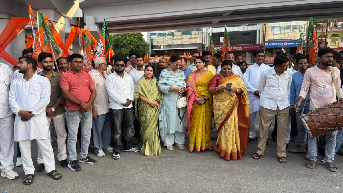 sujitakumarilmp's tweet photo. वडनगर से शुरू हुआ सेवा और समर्पण का भाव आज देशभर में जनभागीदारी की नई ऊर्जा बन रहा है। स्वच्छता से पौधारोपण तक, हर प्रयास विकसित भारत के संकल्प को गति दे रहा है। #DevelopmentIsGoal #SevaYatra #NarendraModi #VadnagarToVaranasi #NationBuilding #SujitaKumari @idharampalsingh https://t.co/XBlCQ9d0hi