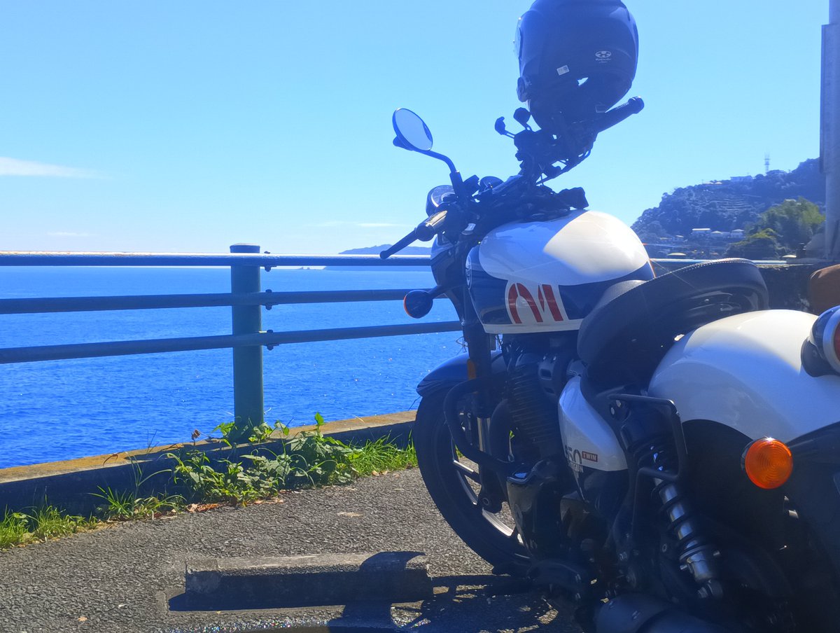 raguel69_fallen's tweet photo. MISSION.

仙石ヶ原を越え、
道志を抜けて帰還せよ。

目的地よりも、
そこへ辿り着くまでの道が面白い。

今日も愛車と、
ひとつの旅を終える。

#RoyalEnfield #Shotgun650 #ソロツーリング #バイク旅 #バイクのある風景 https://t.co/MJqy2DnrZy
