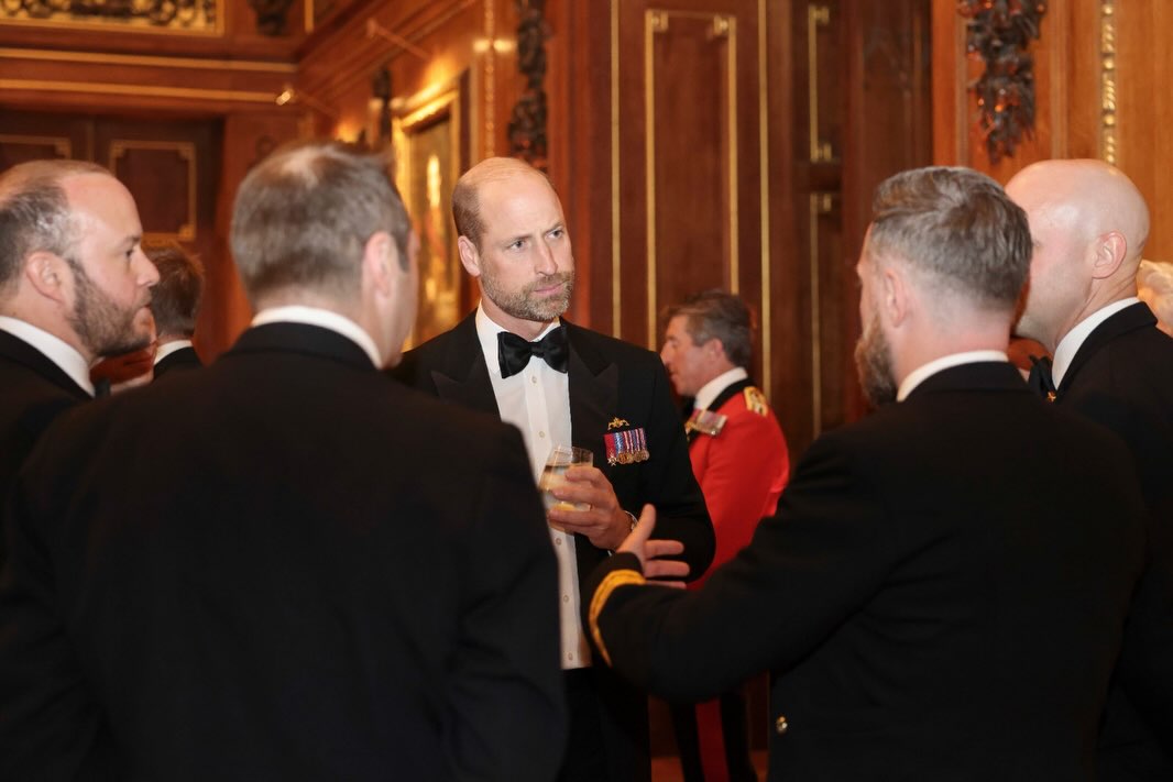 Katrnish's tweet photo. Kensington Palace shared pictures of Prince William, who as Commodore-in-Chief, hosted a dinner at Windsor Castle to mark the 125th anniversary of the Submarine Service. https://t.co/npwbH74pcJ