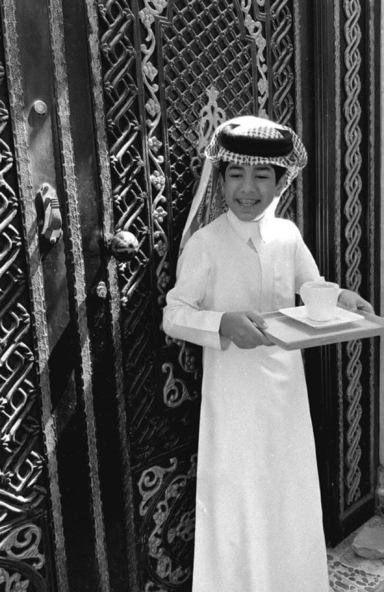 ramsiolr's tweet photo. طعامه هالاستقبال الحنون والضحكات 😔🤍🤍

#فراج_قزيع_السهلي|#احمد_قزيع_السهلي https://t.co/CiR1jLekk2