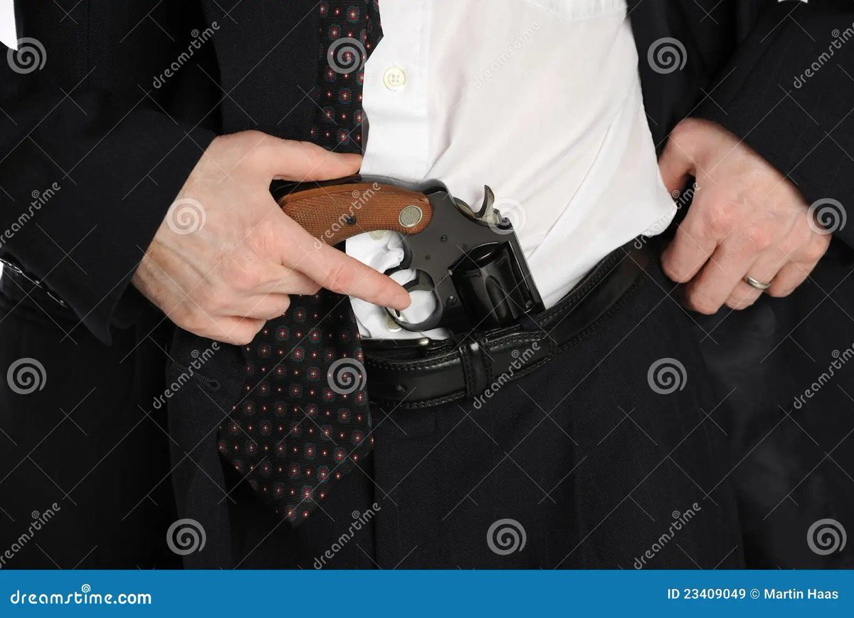 Opera_Katt's tweet photo. @Davidch34914195 @AmericaNowUS So, if you arrest a "guy" who has a firearm like this... https://t.co/CBF6xXtpy8